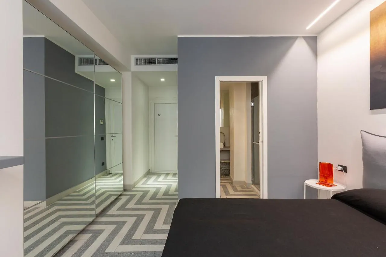 Armani House, Superior Apartment In City Center Milan