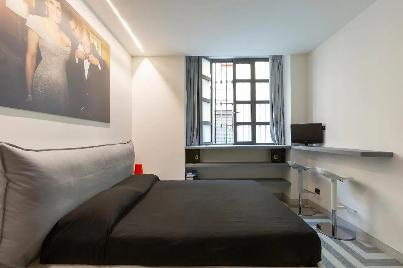 Armani House, Superior Apartment In City Center Milan 0*,  Italy